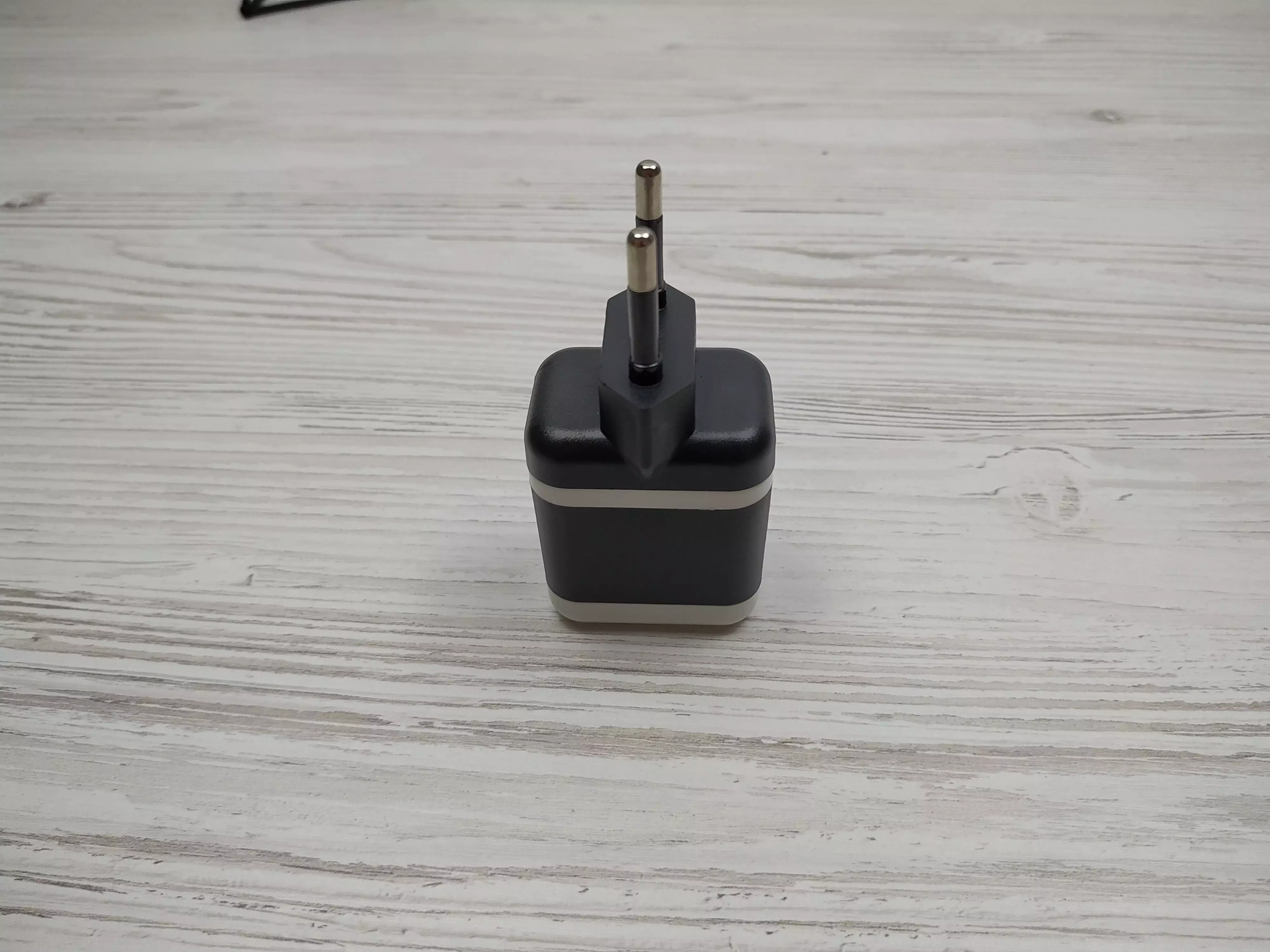 Сетевое зарядное устройство Qualcomm Quick Charge 3.0 Black (Черный) ZCT-AP5912