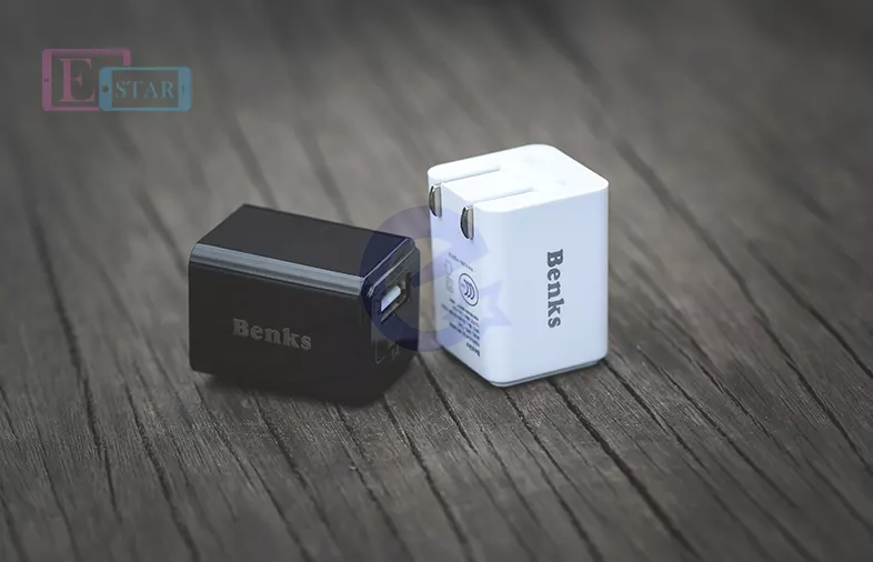 Зарядная станция Benks Mini USB Travel Charger A13 для смартфонов и телефонов от розетки 220В Black (Черный)