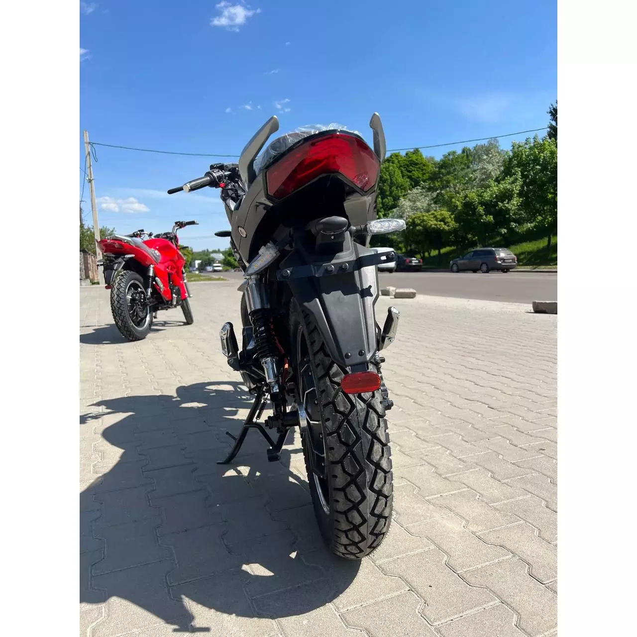 Электроскутер Anomaly Energy M3 3000 Вт AGM Свинцово-кислотная батарея 72V 21AH Matte red (Матово-красный) (Сертификат ЕС)